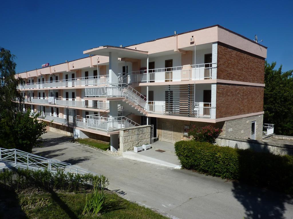Hotel Zarya Golden Sands Exteriör bild