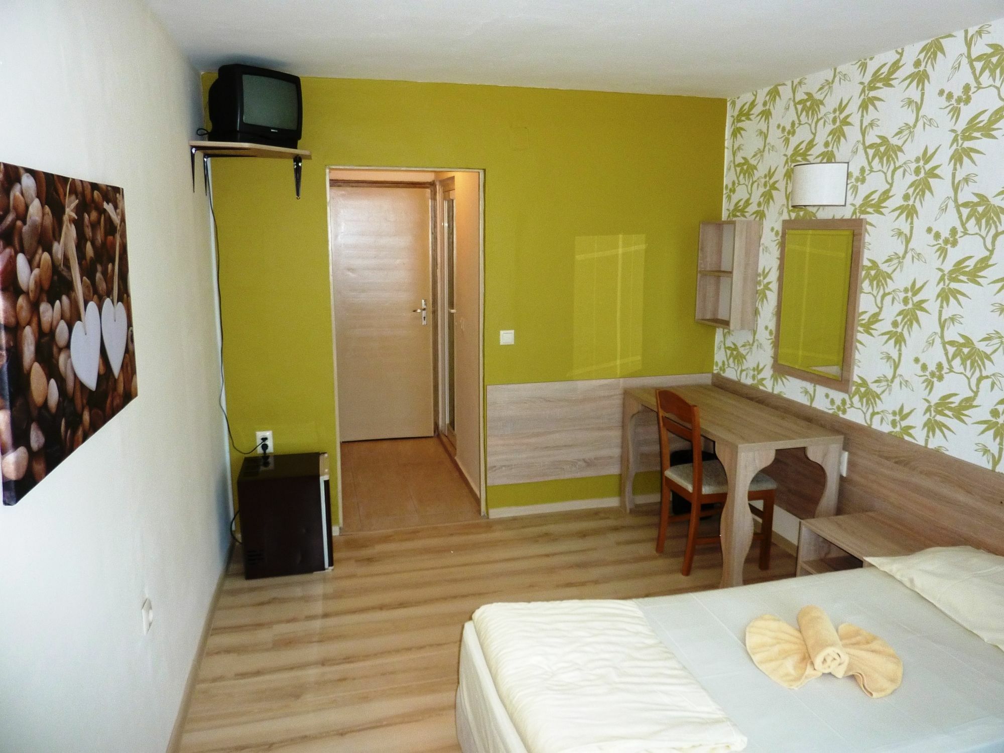 Hotel Zarya Golden Sands Exteriör bild